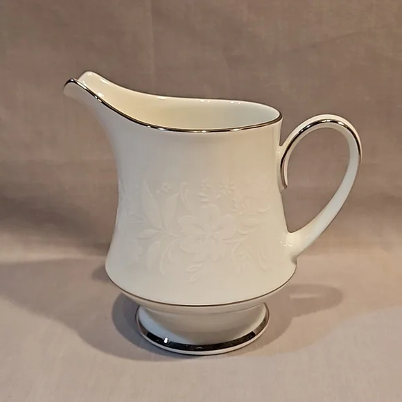 Noritake Dining New Noritake Ranier 699 Creamer Poshmark